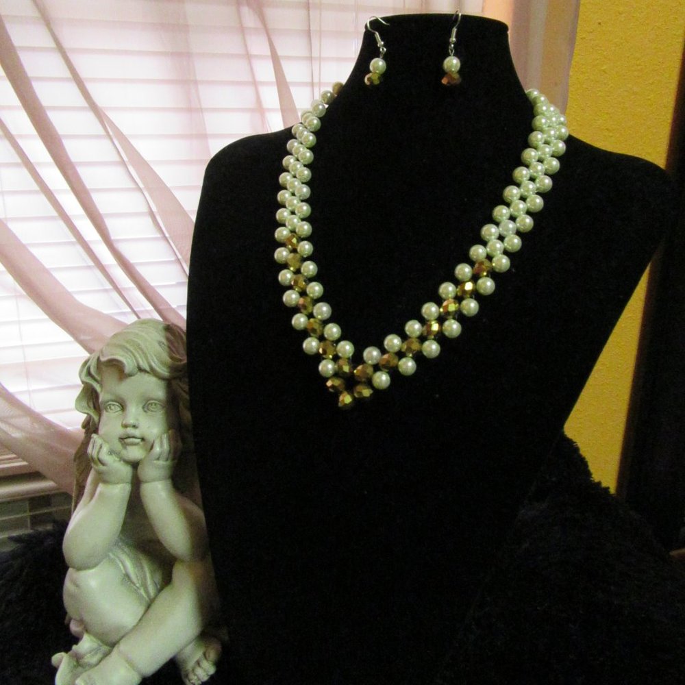 Pear V Style Necklace and Earrings
